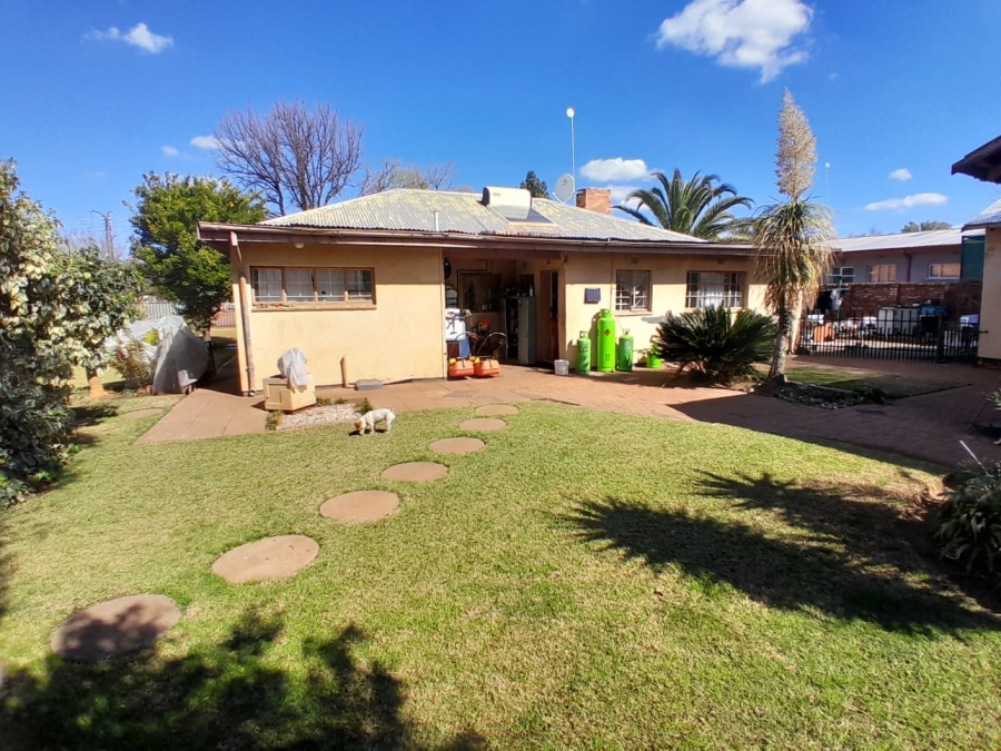 3 Bedroom Property for Sale in Kuruman Northern Cape